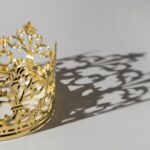 epiphany-day-gold-crown-with-shadow